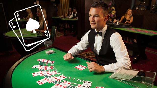 Blackjack Dealer Cheats On Casino 